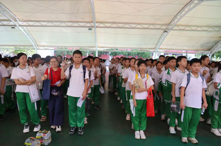 白水夏荷尖尖角 雏鹰振翮凤试音 —— 景山今日小学教育质量监测