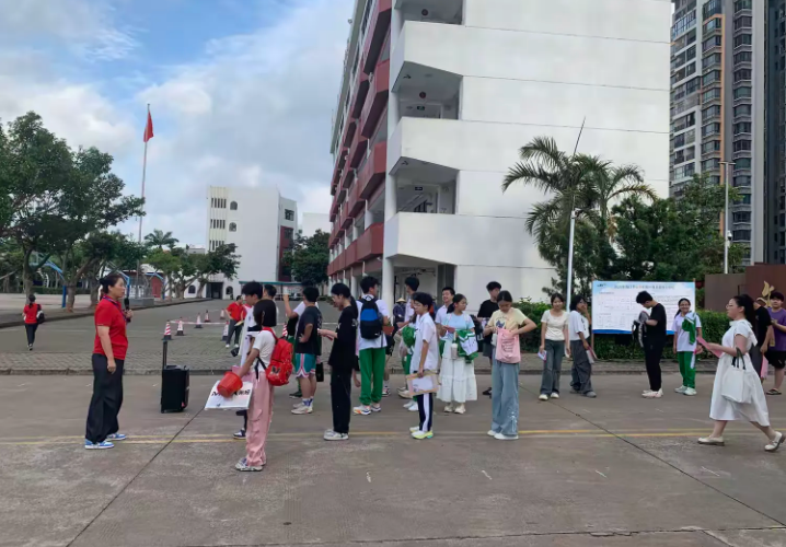 海口景山学校成功举办2025年秋季高一自主招生考试